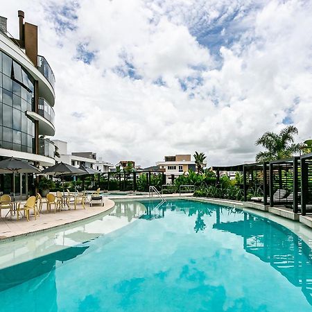 Apartamento de alto padrão a poucos metros da praia em Jurerê Florianopolis Exterior foto