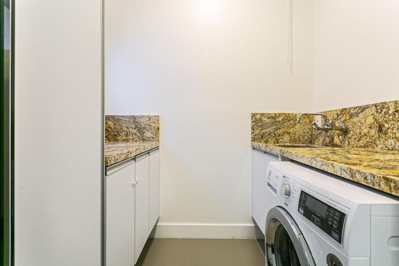 Apartamento de alto padrão a poucos metros da praia em Jurerê Florianopolis Exterior foto